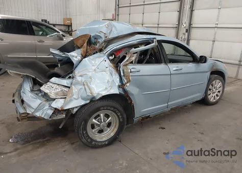 2013 Chrysler 200 Lx from USA, damaged, VIN 1C3CCBAB5DN641433